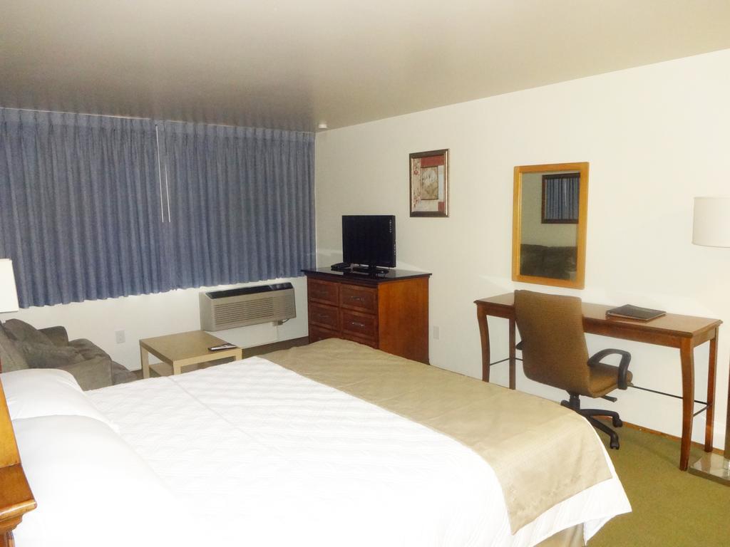 University Motel Suites Seattle Room photo